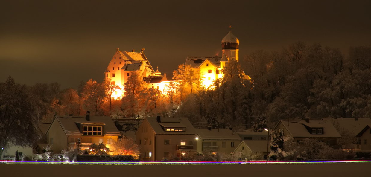 Illertisser Schloss bei Nacht